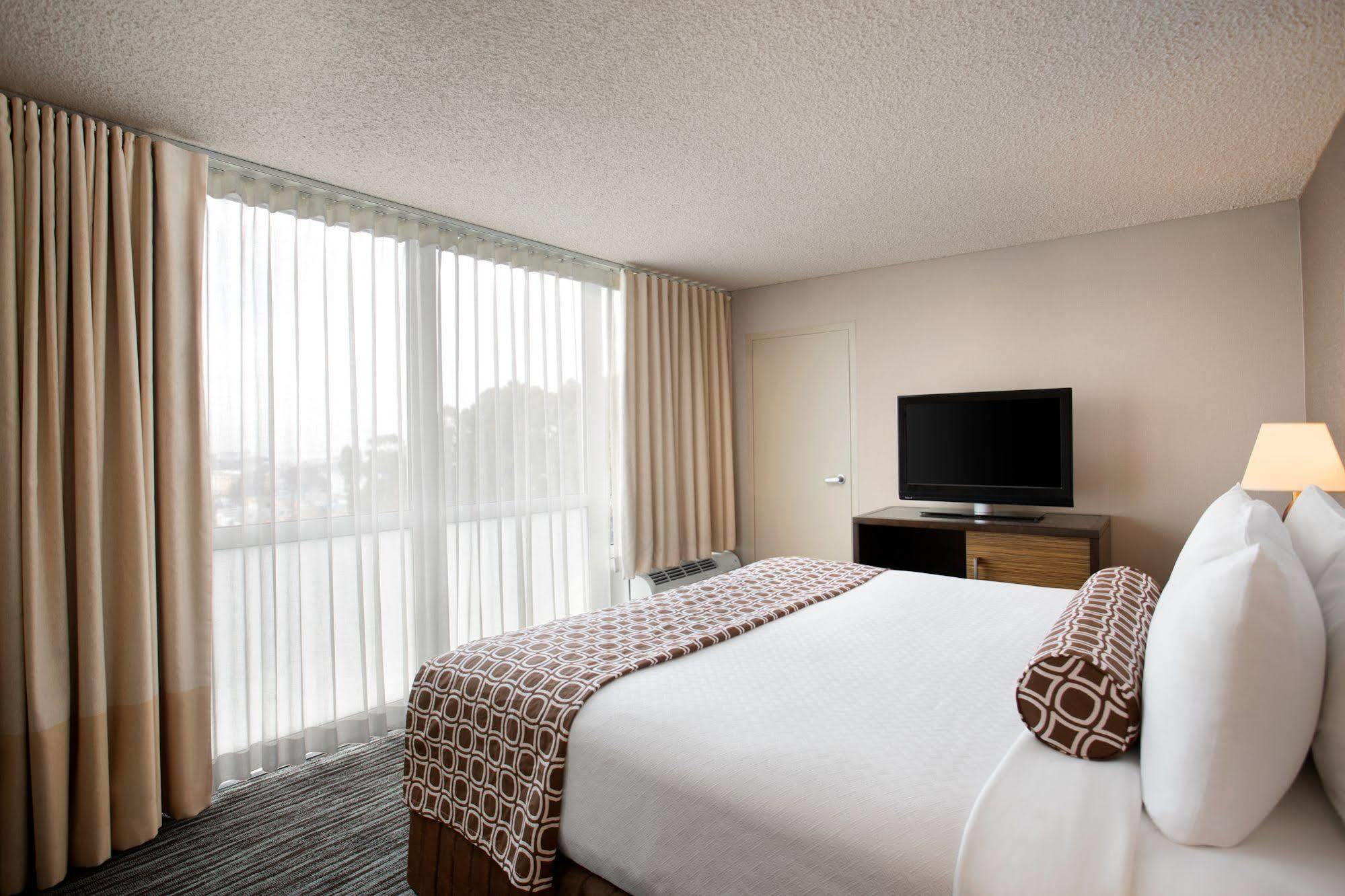 Crowne Plaza San Francisco Airport By Ihg 3*